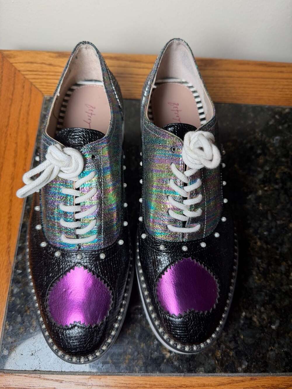 Betsey Johnson Marti Size 8.5M Platform Oxford Multicolored